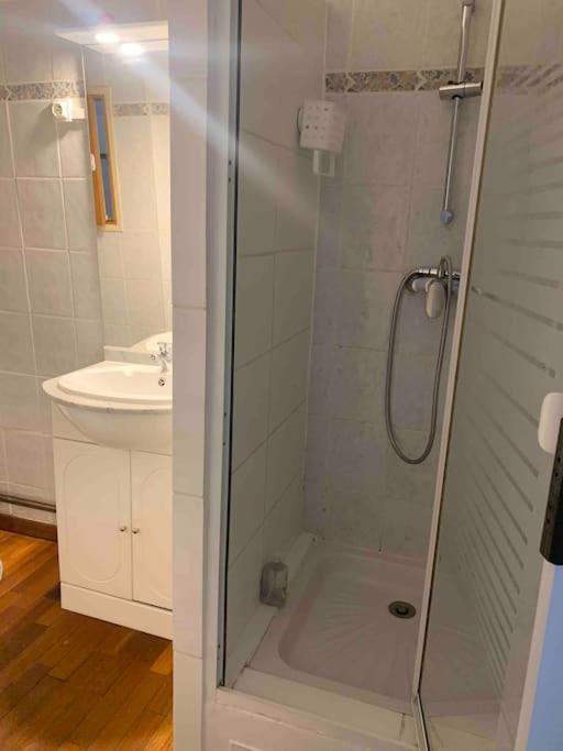Ferienwohnung Fabienne Cote Jardins De La Fontaine Nîmes Exterior foto